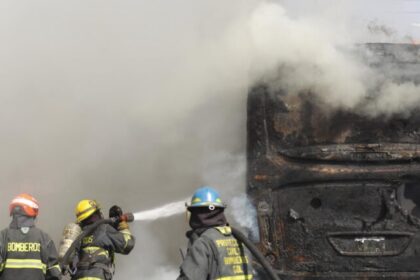 Morte de “El Mencho” provoca ataques, bloqueios e coloca Jalisco em alerta máximo 20 ocrente 1771793369
