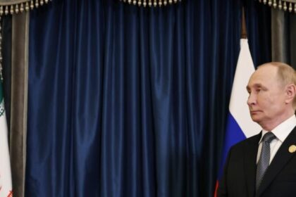 Moscou acerta envio de 500 sistemas antiaéreos ao Irã em acordo sigiloso, diz Financial Times 12 ocrente 1771849159
