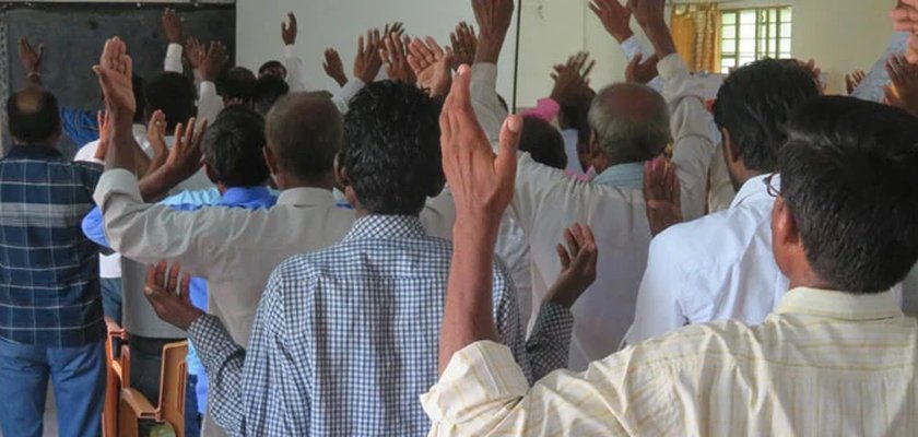 Parentes tribais matam casal e filha de 15 anos após conversão ao cristianismo na Índia 2 ocrente 1771864476