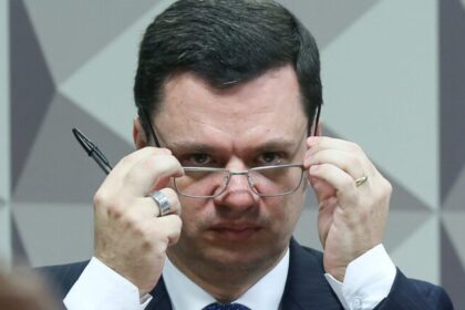 Moraes cobra PM do DF e dá 48 h para justificar visitas tardias a Anderson Torres 10 ocrente 1771883369