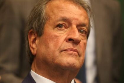 Valdemar diz a empresários que Flávio Bolsonaro é “equilibrado” e prevê disputa final com Lula 8 ocrente 1771898670