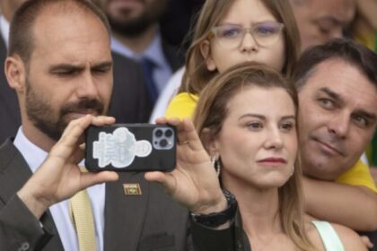 Flávio e Eduardo Bolsonaro pedem trégua na direita e foco na eleição de 2026 10 ocrente 1771927465