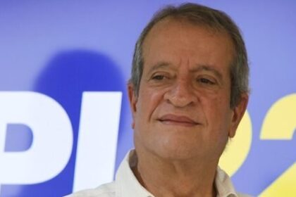Valdemar Costa Neto nega crise no PL e diz que Michelle cuida de Bolsonaro em tempo integral 8 ocrente 1771931057