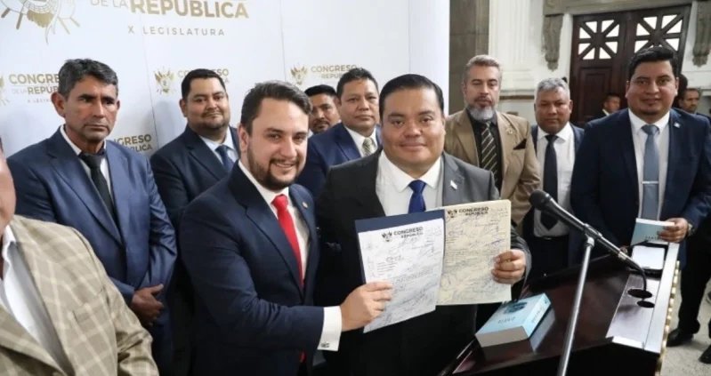 Aliança Evangélica cobra debate respeitoso sobre constitucionalidade do Dia da Bíblia na Guatemala 2 ocrente 1771936475