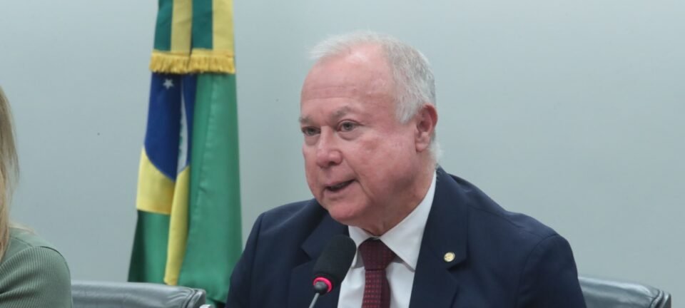 Deputado do União Brasil é designado relator da PEC que extingue escala 6x1, apesar da resistência do partido 2 ocrente 1772028274