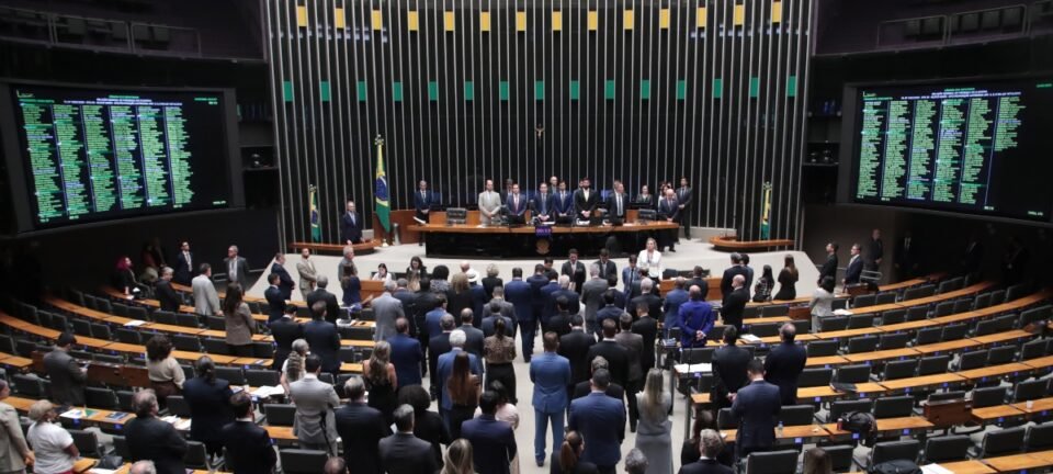 Câmara autoriza renúncia fiscal de R$ 7 bilhões para atrair datacenters ao Brasil 2 ocrente 1772033703