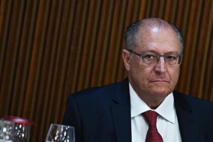 Divisão no PT coloca vice de Lula em xeque, e PSB protesta contra “injustiça” 14 ocrente 1772120083