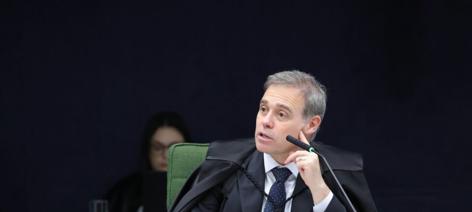 Defesa de Lulinha afirma “total tranquilidade” após STF e CPMI quebrarem seus sigilos 2 ocrente 1772164169
