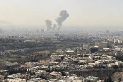 Irã reconhece possível morte de altos oficiais após bombardeio dos EUA e Israel 14 ocrente 1772293777