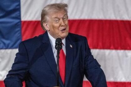 Trump confirma nova ofensiva dos EUA no Irã e promete “arrasar” programa de mísseis 8 ocrente 1772305543