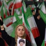 Iranianos saem às ruas em vários países após Trump anunciar morte de Ali Khamenei 5 ocrente 1772329771