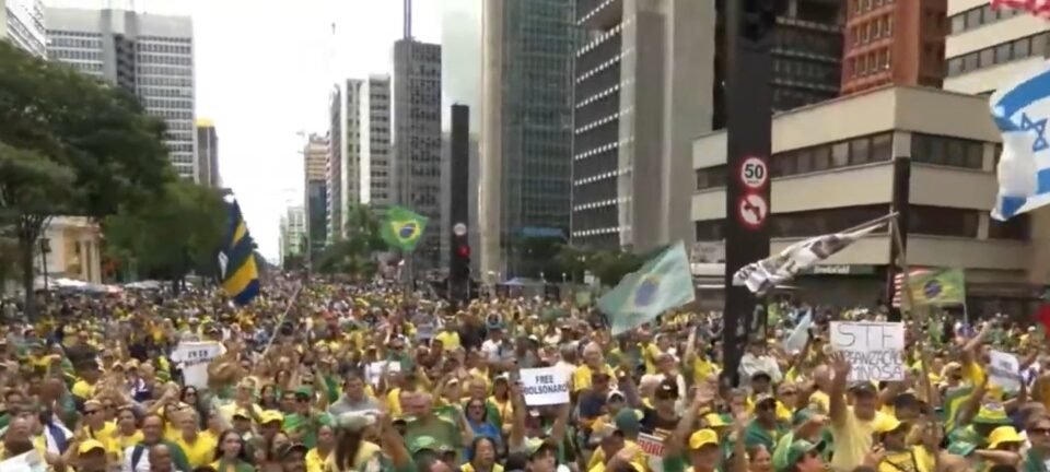 Acorda Brasil: atos liderados por Nikolas Ferreira ocupam a Avenida Paulista e capitais do país 2 ocrente 1772391859