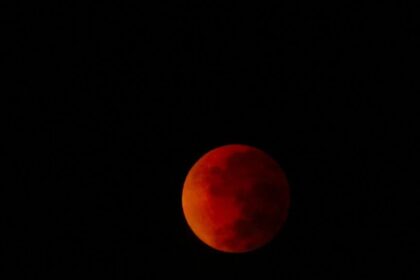 Eclipse lunar de 3 de março terá “Lua de Sangue” de 58 minutos e coincide com festa de Purim 6 ocrente 1772465671