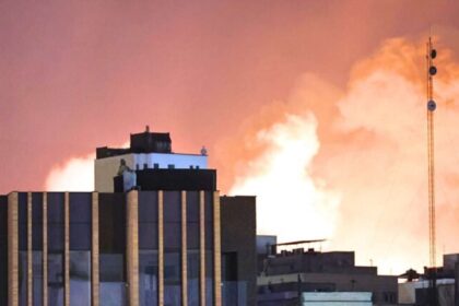 Escalada militar no Irã faz petróleo disparar e acende alerta na economia brasileira 16 ocrente 1772503480