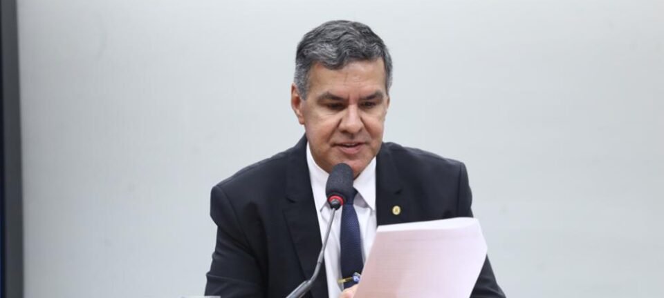 Único deputado do PL a rejeitar PEC da Segurança afirma que texto ameaça policiais militares 2 ocrente 1772677170