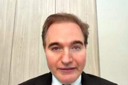 Advogado de Trump vê possível avanço de investigações nos EUA sobre ligação Vorcaro-Moraes 14 ocrente 1772824779