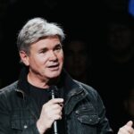 Pastor dos EUA relaciona conflito no Irã a antigas profecias bíblicas 5 ocrente 1772882393