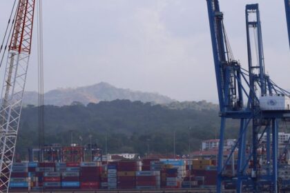 Trump diz que não aceitará “influência estrangeira” no Canal do Panamá 6 ocrente 1772909373