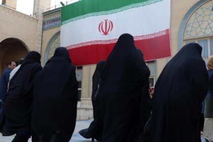Conselho iraniano aponta novo líder supremo após morte de Khamenei 14 ocrente 1772973405