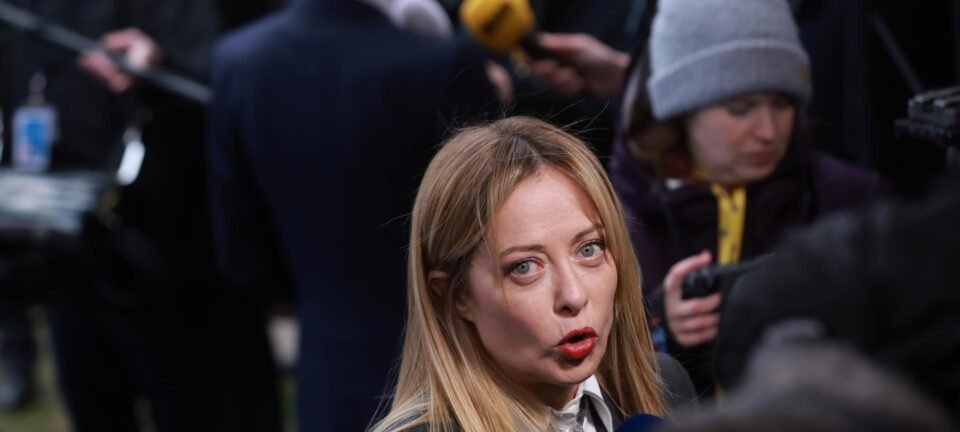 Meloni garante que Itália permanecerá fora do conflito contra o Irã 2 ocrente 1772981362