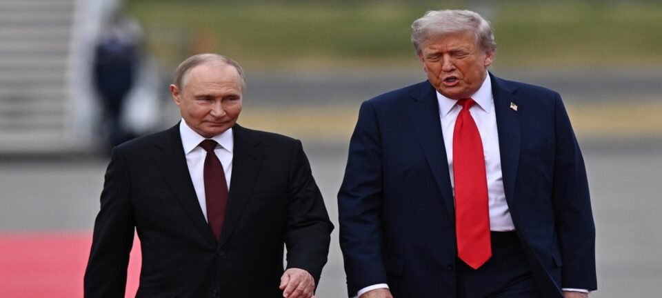 Trump chama sucessão no Irã de “erro grave”; Putin promete parceria “inabalável” 2 ocrente 1773093018