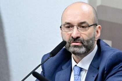 Fundador da Reag admite serviços ao Banco Master e refuta elo com PCC na CPI 14 ocrente 1773239693