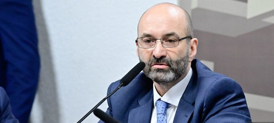Fundador da Reag admite serviços ao Banco Master e refuta elo com PCC na CPI 2 ocrente 1773239693