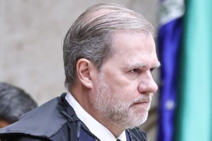 Toffoli se declara suspeito e deixa julgamento sobre prisão do dono do Banco Master 18 ocrente 1773275678
