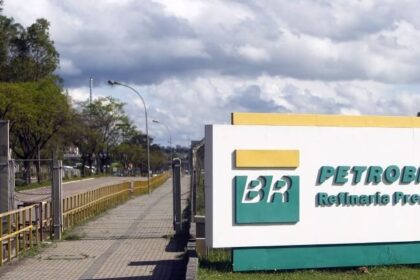 Distribuidoras do Paraná receberão 30% menos diesel em abril, diz executivo; Petrobras nega redução 18 ocrente 1773337776
