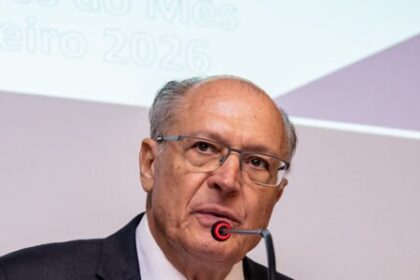 Distribuidoras sugerem à Petrobras ampliar importação de diesel, diz Alckmin 8 ocrente 1773362095