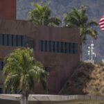 Bandeira dos EUA volta a tremular em Caracas após sete anos, marcando retomada de relações 5 ocrente 1773522260