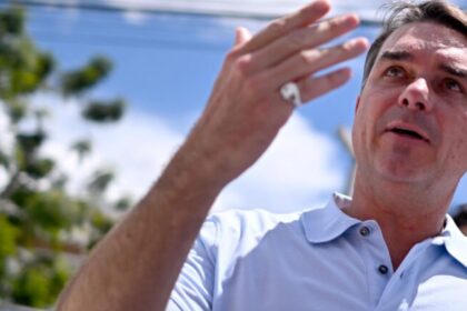 Flávio Bolsonaro quer enquadrar PCC e Comando Vermelho como organizações terroristas 8 ocrente 1773540259