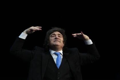 Em fórum em Madri, Milei exalta Trump e renova ataques a Pedro Sánchez 2 ocrente 1773587064