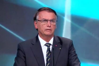 Bolsonaro apresenta avanço no quadro de broncopneumonia e pode sair da UTI até domingo 20 ocrente 1773849013