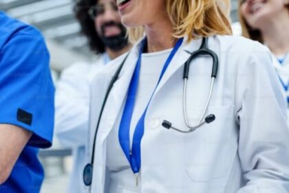 MEC reduz vagas e corta financiamento de 57 cursos de Medicina após mau desempenho no Enamed 18 ocrente 1773850770