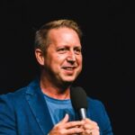 Criador do YouVersion alerta que IA falha em até 60% das citações bíblicas 4 ocrente 1773858877