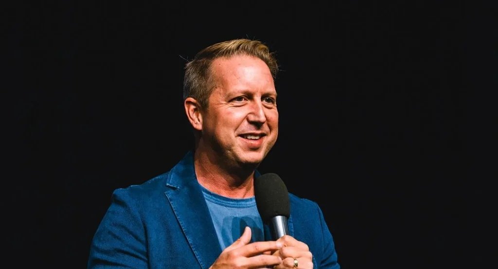 Criador do YouVersion alerta que IA falha em até 60% das citações bíblicas 2 ocrente 1773858877