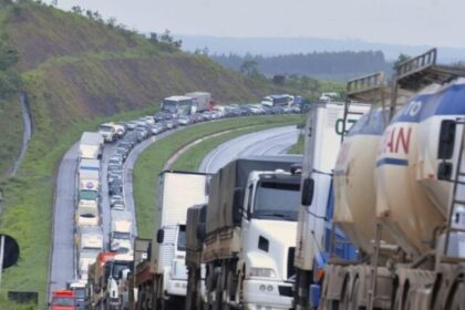 Caminhoneiros votam nesta quinta (19) início de greve nacional em reação ao preço do diesel 8 ocrente 1773878685