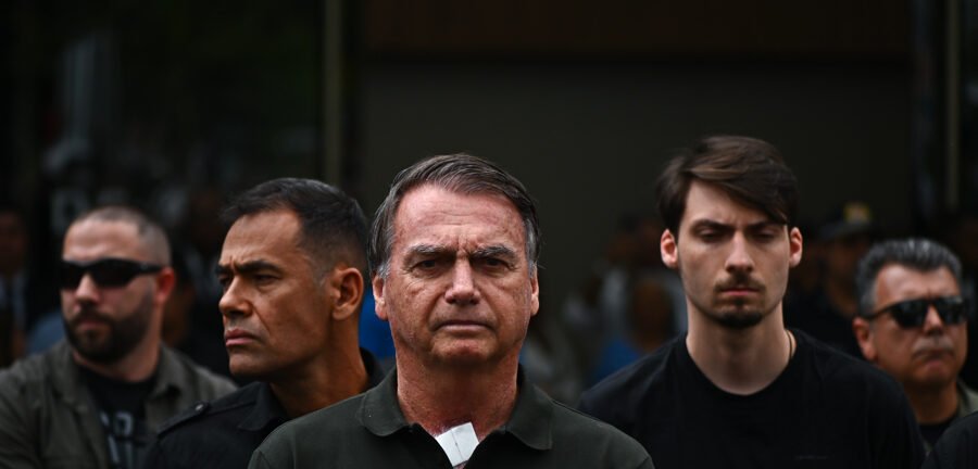 Deputado leva ao STF pedido com 175 assinaturas para que Bolsonaro cumpra prisão em casa 2 ocrente 1773922764