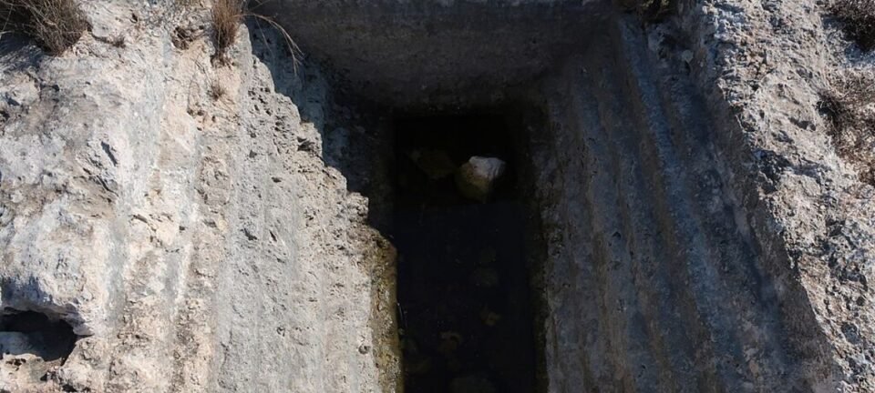 Tanque ritual de 2 mil anos é achado sob a praça do Muro das Lamentações 2 ocrente 1773944360