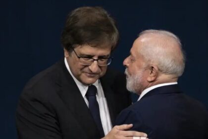 Oposição solicita a Lula exoneração de Paulo Gonet por suposta omissão no caso Banco Master 20 ocrente 1773946168