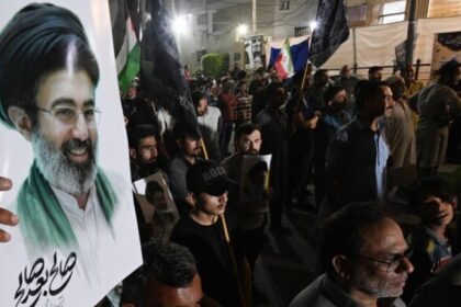 Primeiro vídeo de Mojtaba Khamenei como líder supremo do Irã levanta dúvidas nas redes 2 ocrente 1774016375