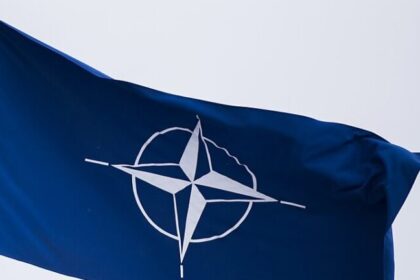 Trump chama aliados de “covardes” ao pressionar Otan para entrar em guerra contra o Irã 8 ocrente 1774031691