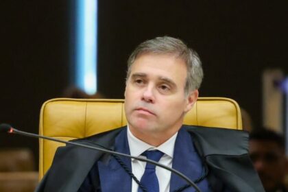 Mendonça afirma que “juiz não deve ser estrela” e é ovacionado por advogados no Rio 16 ocrente 1774042456