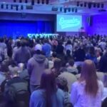 Evento em universidade do Texas reúne multidão e resulta em mais de 500 decisões por Cristo 5 ocrente 1774134275
