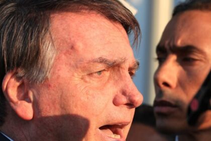 Boletim informa que Bolsonaro segue estável, sem previsão de alta, na UTI em Brasília 2 ocrente 1774207216