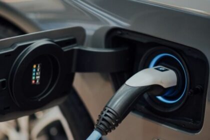 Rede de recarga salta 42% e ultrapassa 21 mil pontos para acompanhar alta dos carros elétricos 8 ocrente 1774284642
