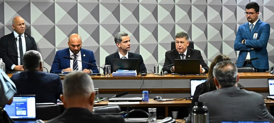 STF acelera CPMI do INSS e Viana promete leitura integral de relatório com 228 indiciados 2 ocrente 1774620361