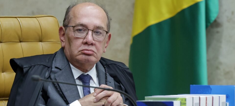 Sóstenes protocola notícia-crime contra Gilmar Mendes por suposto vazamento na CPMI do INSS 2 ocrente 1774659856