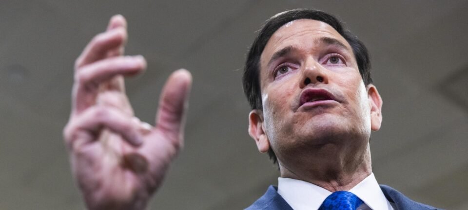EUA afirmam poder atingir metas militares no Irã sem tropas terrestres, diz Marco Rubio 2 ocrente 1774673411